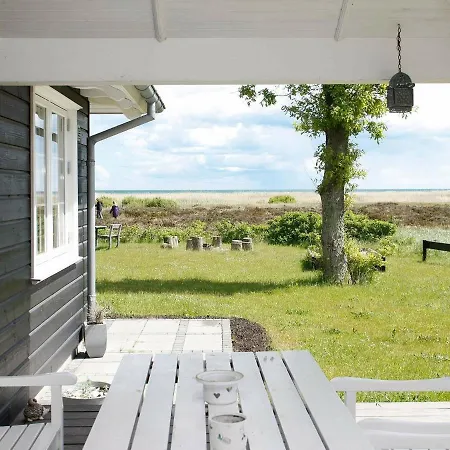 Four-bedroom Holiday In 9 * Hals